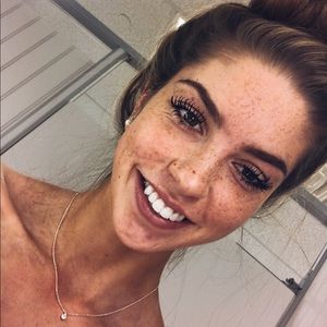 Meet your Posher, Molly